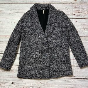 Frenchi Marled Black and White Coat Sz L